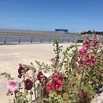 Le Petit Paradis En Bord De Mer Les Bains *